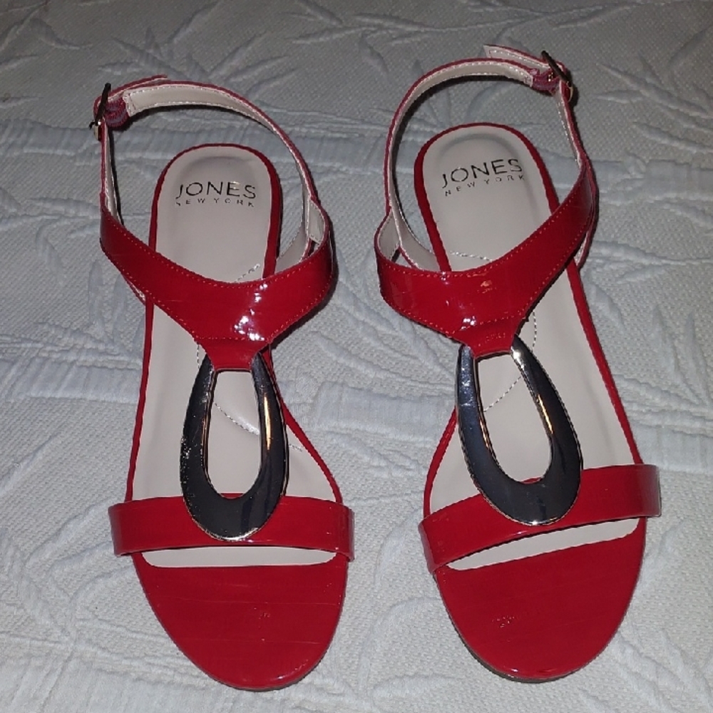 Jones New York Carmyy Sandals - Picture 1 of 11